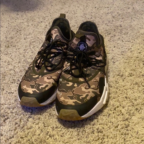 nike huarache drift camo